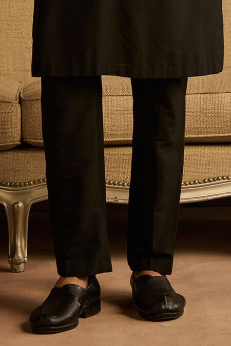 Buy Diyarajvvir Black Cotton, Silk Beads, Embroidery Yoke Kurta And Pant Set Online at Aza Fashions Buy_Diyarajvvir_Black Cotton, Silk Beads, Embroidery Yoke Kurta And Pant Set _Online_at_Aza_Fashions