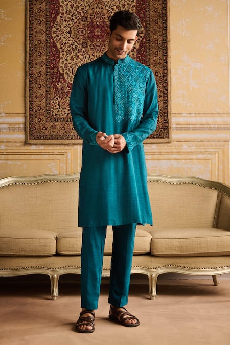 Shop Diyarajvvir Blue Denim, Linen Embroidery Thread Kurta And Pant Set at Aza Fashions Shop_Diyarajvvir_Blue Denim, Linen Embroidery Thread Kurta And Pant Set _at_Aza_Fashions