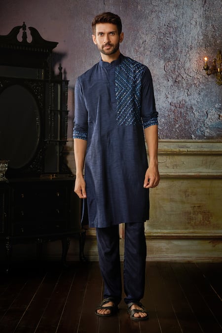 Shop Diyarajvvir Blue Cotton, Silk Mirrors, Embroidery Thread Kurta And Pant Set at Aza Fashions Shop_Diyarajvvir_Blue Cotton, Silk Mirrors, Embroidery Thread Kurta And Pant Set _at_Aza_Fashions