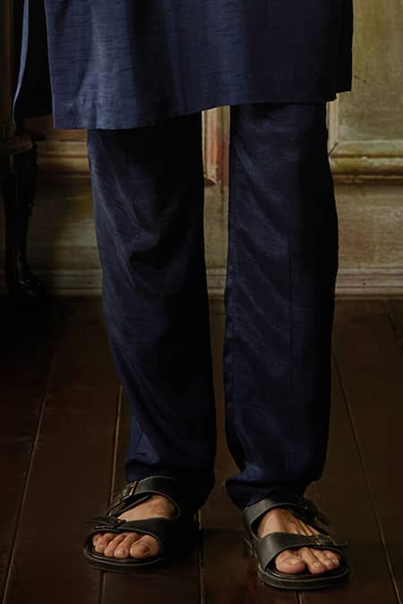 Shop Diyarajvvir Blue Cotton, Silk Mirrors, Embroidery Thread Kurta And Pant Set Online at Aza Fashions Shop_Diyarajvvir_Blue Cotton, Silk Mirrors, Embroidery Thread Kurta And Pant Set _Online_at_Aza_Fashions