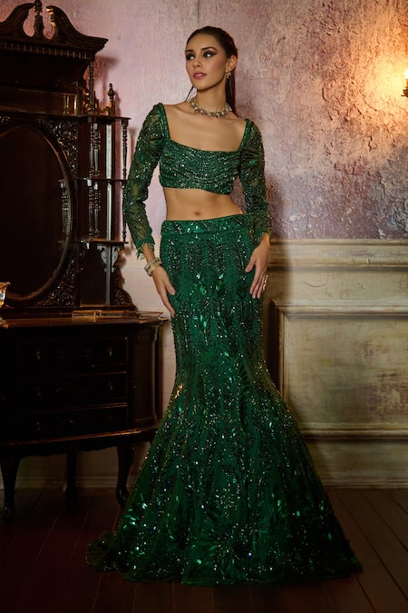 Buy Diyarajvvir Green Satin, Lycra, Tulle Sequins, Embroidered Fish-cut Lehenga With Blouse Online at Aza Fashions Buy_Diyarajvvir_Green Satin, Lycra, Tulle Sequins, Embroidered Fish-cut Lehenga With Blouse _Online_at_Aza_Fashions