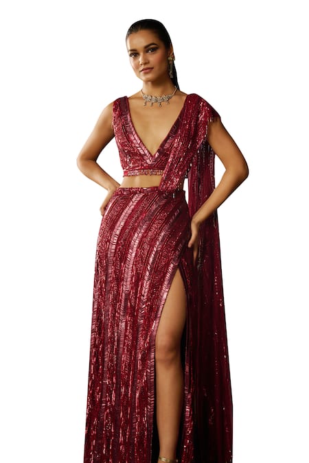 Diyarajvvir Maroon Tulle, Satin, Embroidered High Slit Pre-draped Skirt Saree With Blouse Online at Aza Fashions Diyarajvvir_Maroon Tulle, Satin, Embroidered High Slit Pre-draped Skirt Saree With Blouse _Online_at_Aza_Fashions