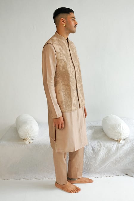 Buy Wabi Sabi By Anshum-Ritesh Beige Chanderi Embroidery Paisley Vine Bundi Set Buy_Wabi Sabi By Anshum-Ritesh_Beige Chanderi Embroidery Paisley Vine Bundi Set