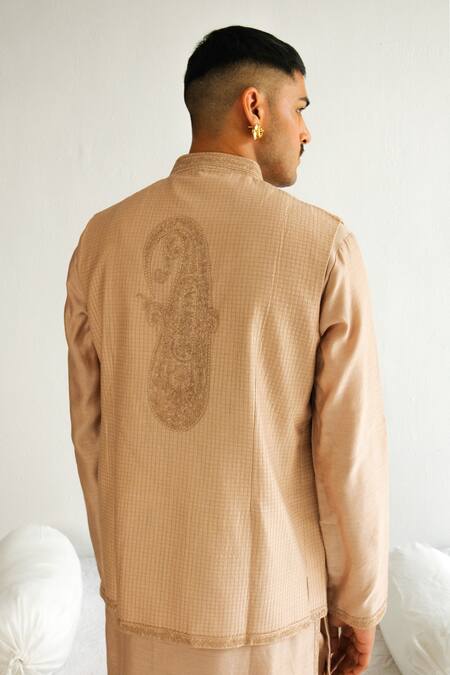 Shop Wabi Sabi By Anshum-Ritesh Beige Chanderi Embroidery Paisley Vine Bundi Set Shop_Wabi Sabi By Anshum-Ritesh_Beige Chanderi Embroidery Paisley Vine Bundi Set