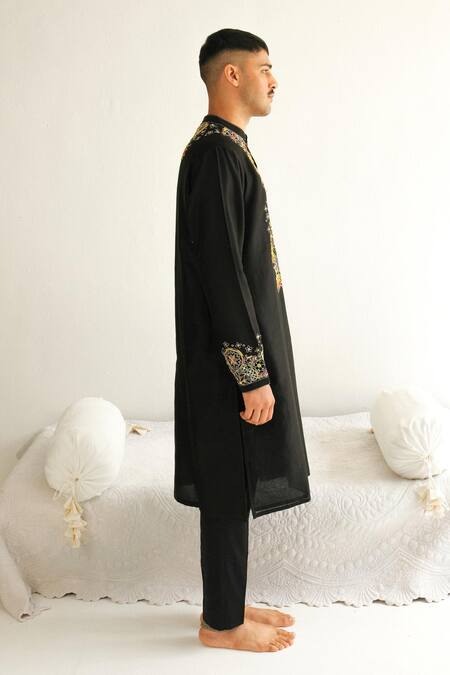 Wabi Sabi By Anshum-Ritesh_Black Chanderi Embroidery Bling And Bloom Kurta With Pyjama _at_Aza_Fashions