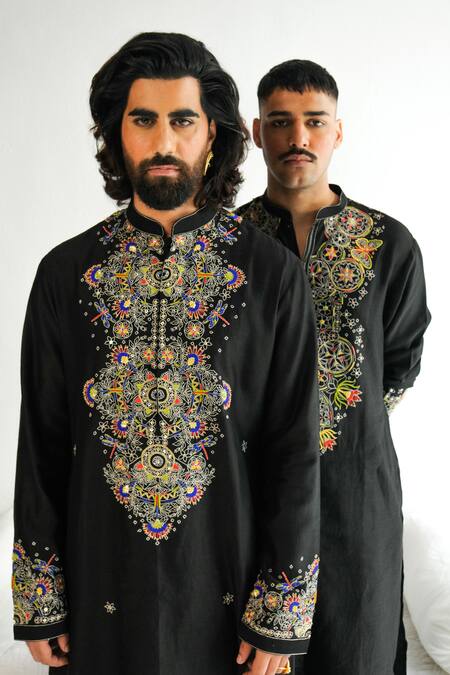 Wabi Sabi By Anshum-Ritesh Black Chanderi Embroidery Dragonfly Kurta With Pyjama Online at Aza Fashions Wabi Sabi By Anshum-Ritesh_Black Chanderi Embroidery Dragonfly Kurta With Pyjama _Online_at_Aza_Fashions