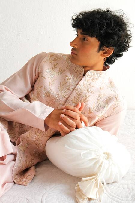 Buy_Wabi Sabi By Anshum-Ritesh_Pink Chanderi Embroidery Floral Reindeer Kurta Set _Online_at_Aza_Fashions