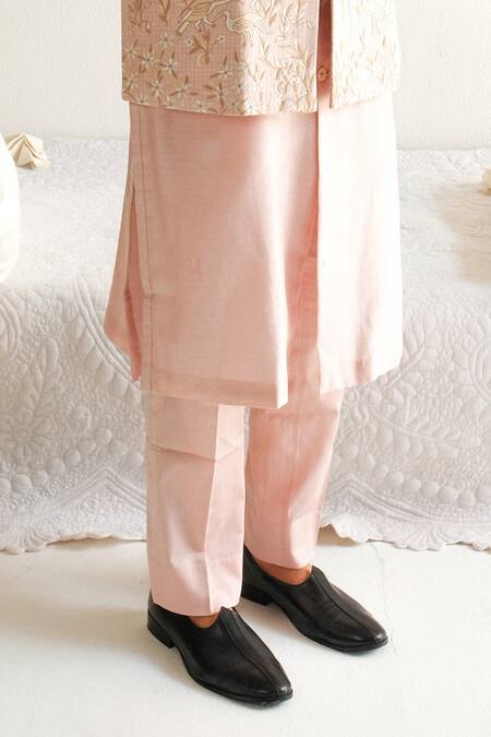 Shop_Wabi Sabi By Anshum-Ritesh_Pink Chanderi Embroidery Floral Reindeer Kurta Set _Online_at_Aza_Fashions