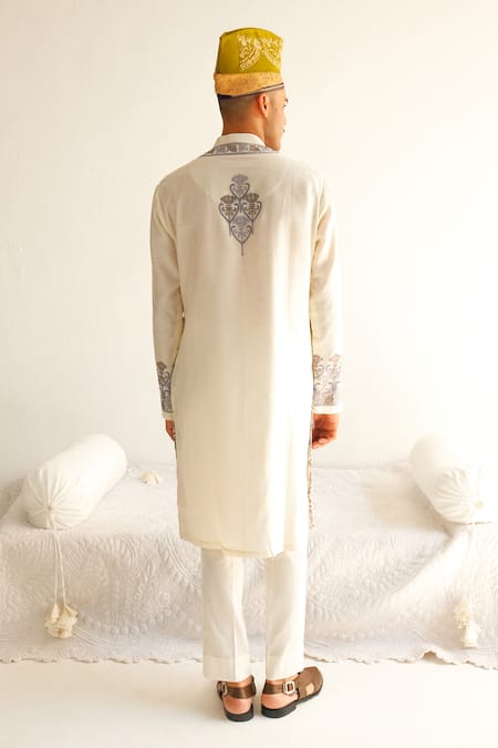 Shop Wabi Sabi By Anshum-Ritesh Ivory Chanderi Embroidery Tulip Tapestry Kurta With Pyjama at Aza Fashions Shop_Wabi Sabi By Anshum-Ritesh_Ivory Chanderi Embroidery Tulip Tapestry Kurta With Pyjama _at_Aza_Fashions