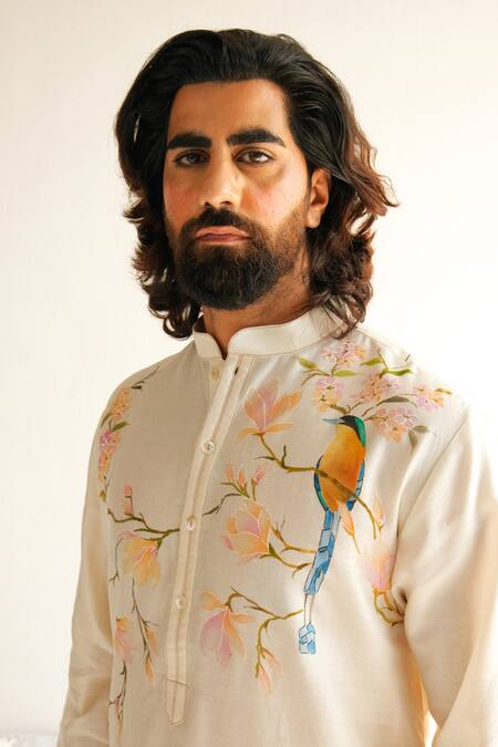 Buy_Wabi Sabi By Anshum-Ritesh_Ivory Chanderi Raccoon Trail Hand Painted Kurta With Pyjama _Online_at_Aza_Fashions