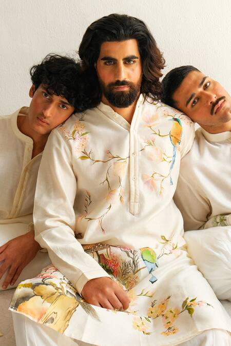 Wabi Sabi By Anshum-Ritesh_Ivory Chanderi Raccoon Trail Hand Painted Kurta With Pyjama _at_Aza_Fashions