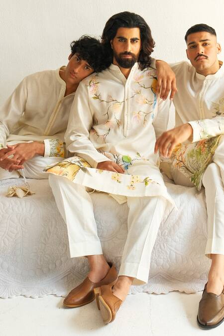 Shop Wabi Sabi By Anshum-Ritesh Ivory Chanderi Nocturnal Hand Painted Kurta With Pyjama Online at Aza Fashions Shop_Wabi Sabi By Anshum-Ritesh_Ivory Chanderi Nocturnal Hand Painted Kurta With Pyjama _Online_at_Aza_Fashions