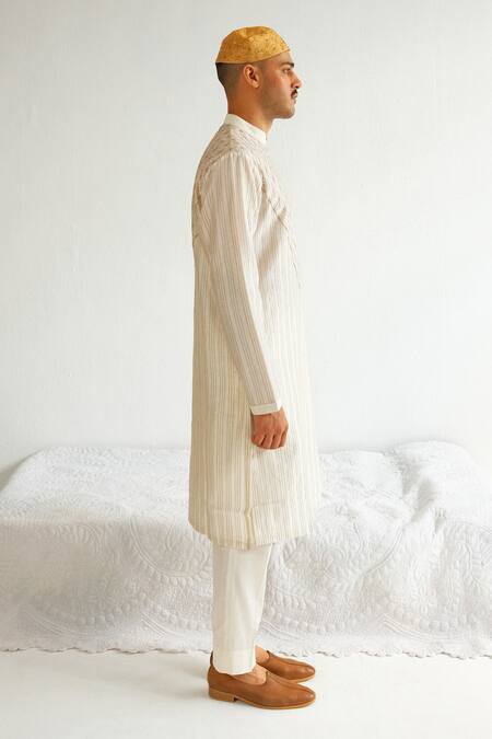 Wabi Sabi By Anshum-Ritesh_Ivory Chanderi, Cotton Embroidery Asterisk Kurta With Pyjama _at_Aza_Fashions
