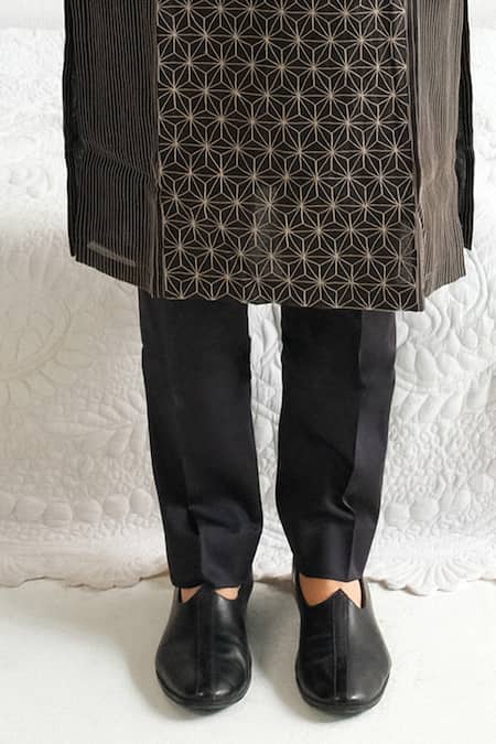 Shop Wabi Sabi By Anshum-Ritesh Black Chanderi Embroidery Asterisk Kurta And Pyjama Set Online at Aza Fashions Shop_Wabi Sabi By Anshum-Ritesh_Black Chanderi Embroidery Asterisk Kurta And Pyjama Set _Online_at_Aza_Fashions