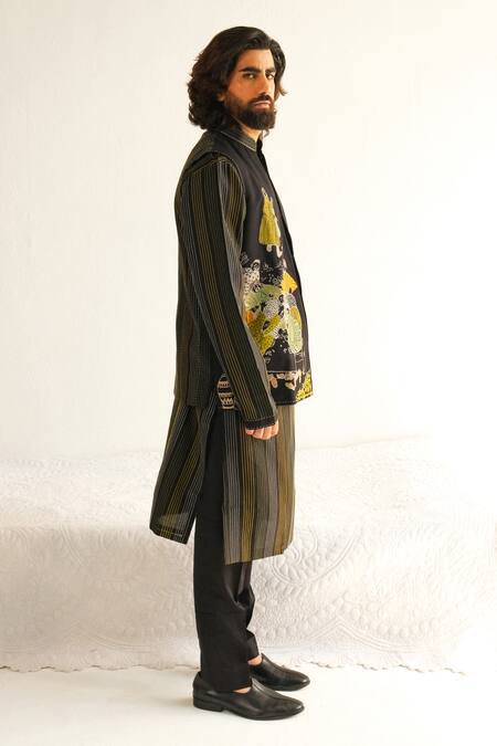 Buy_Wabi Sabi By Anshum-Ritesh_Black Cotton, Silk Embroidery, Applique Bundi Kurta Set 