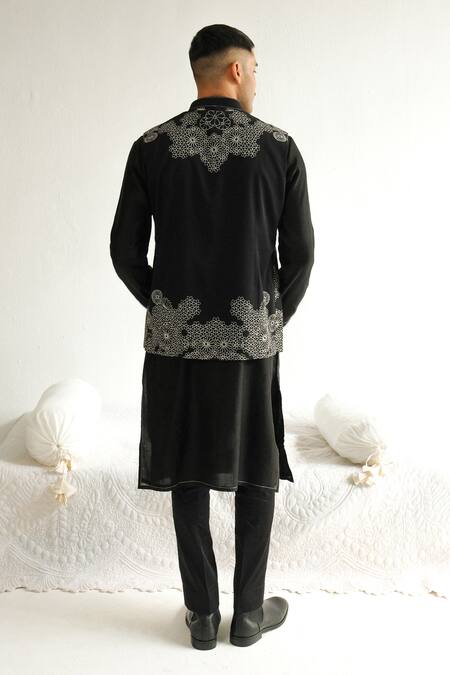 Shop_Wabi Sabi By Anshum-Ritesh_Black Cotton, Silk Embroidery Arabesque Bundi Set _at_Aza_Fashions