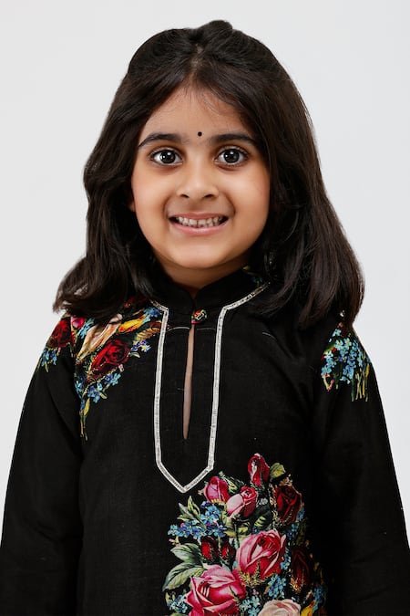 Mamma Plz_Black Cotton, Handloom Cotton, Chanderi Embroidery Floral Print Kurta Pyjama Set _Online_at_Aza_Fashions