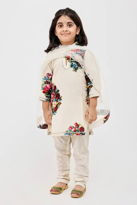 Mamma Plz_Ivory , Handloom Embroidery Flora Print Kurta Pyjama Set _Online_at_Aza_Fashions