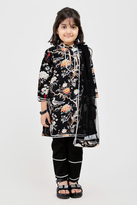 Mamma Plz Black Handwoven Chanderi Printed Floral And Fauna Kurta Pyjama Set 