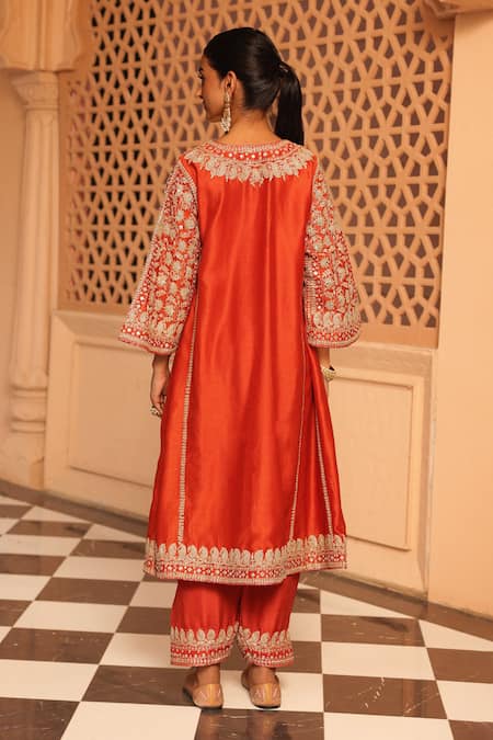 Sheetal Batra Aiman Embroidered Chauga Kurta & Salwar Set 
