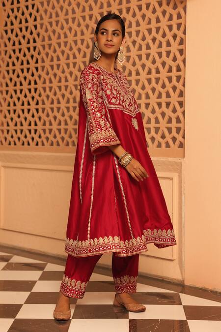 Buy Sheetal Batra Red , Organza Mirrors, Aiman A-line Chauga Kurta With Salwar Online at Aza Fashions Buy_Sheetal Batra_Red , Organza Mirrors, Aiman A-line Chauga Kurta With Salwar _Online_at_Aza_Fashions