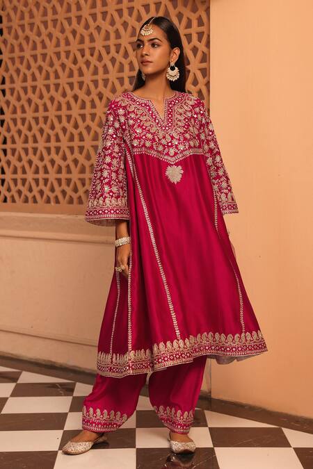 Sheetal Batra_Pink Silk, Chanderi Embroidery Aiman Kashmiri Tilla Chauga Kurta Salwar Set _Online_at_Aza_Fashions