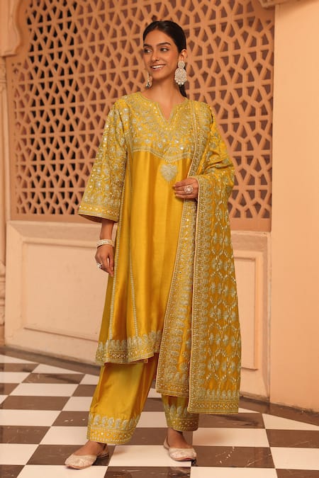 Sheetal Batra_Yellow Silk Embroidery Aiman Kashmiri Tilla Chauga Kurta With Salwar _Online_at_Aza_Fashions