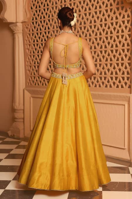 Sheetal Batra Mazhum Floral Embroidered Blouse & Lehenga Set 