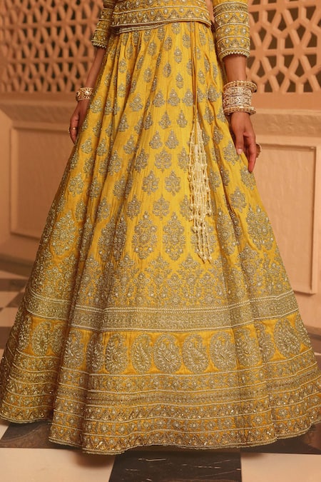 Shop Sheetal Batra Yellow Silk, Net Pearls, Zari, Noorali Floral Butti Bridal Lehenga Set Online at Aza Fashions Shop_Sheetal Batra_Yellow Silk, Net Pearls, Zari, Noorali Floral Butti Bridal Lehenga Set _Online_at_Aza_Fashions