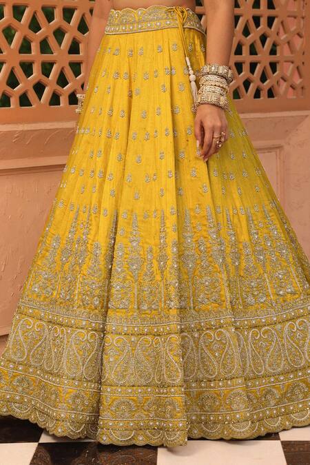 Sheetal Batra_Yellow Silk, Net Zari, Pearls, Embroidery Round Uzma Butti Bridal Lehenga Set _at_Aza_Fashions