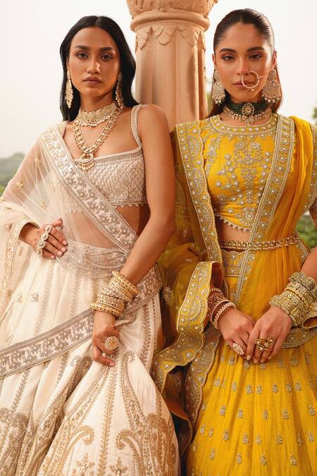 Buy_Sheetal Batra_Yellow Silk, Net Zari, Pearls, Embroidery Round Uzma Butti Bridal Lehenga Set 