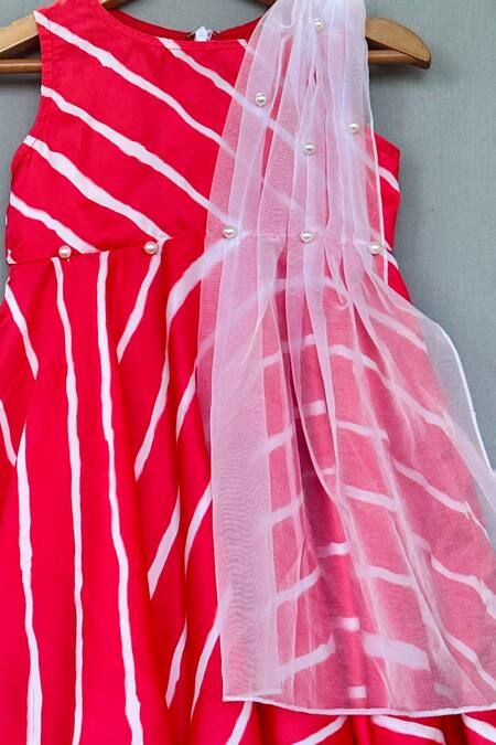 Label Neeti Red Net, Muslin, Cotton Pearls Diagonal Stripe Print Dress Online at Aza Fashions Label Neeti_Red Net, Muslin, Cotton Pearls Diagonal Stripe Print Dress _Online_at_Aza_Fashions
