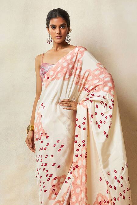 Buy_Vedika M_Pink Silk Sequins, Lace Sweetheart Neck Printed Pre-draped Saree With Blouse _Online_at_Aza_Fashions