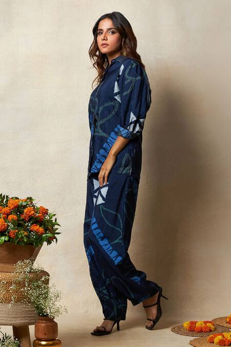 Buy_Vedika M_Blue Silk Embroidery Abstract Print Shirt With Pant _Online_at_Aza_Fashions