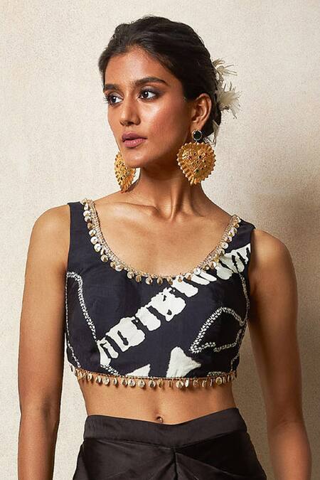 Buy Vedika M Black Silk, Satin Sequins Scoop Neck Bandhani Print Bustier With Draped Skirt Online at Aza Fashions Buy_Vedika M_Black Silk, Satin Sequins Scoop Neck Bandhani Print Bustier With Draped Skirt _Online_at_Aza_Fashions