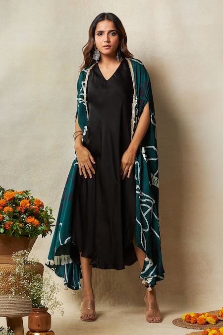 Vedika M Bandhani Print Asymmetric Cape With Dress 