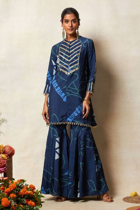 Vedika M_Blue Silk Zari, Embroidery Round Neck Abstract Print Kurta And Sharara Set _Online_at_Aza_Fashions