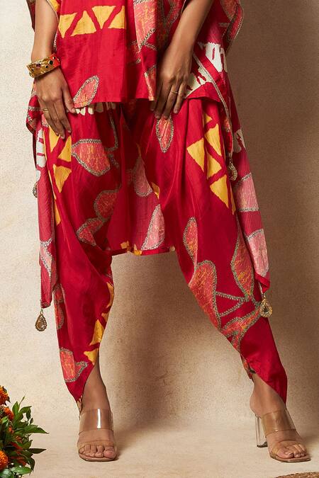 Vedika M_Red Silk Zari, Embroidery Round Neck Bandhani Print Kaftan Top And Pant Set _Online_at_Aza_Fashions