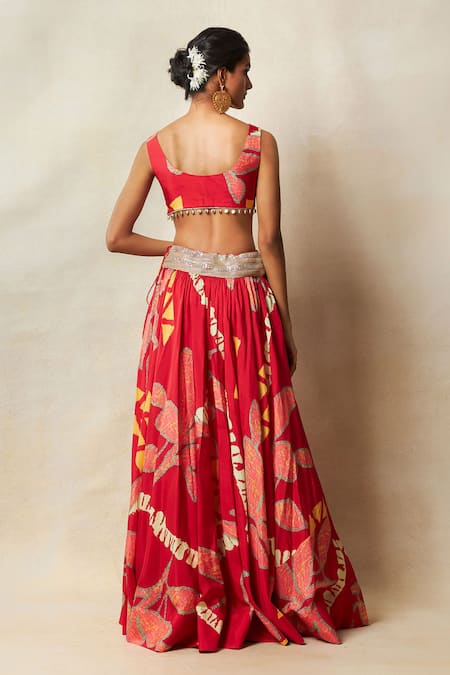 Shop Vedika M Red Silk Embroidery Round Neck Abstract Bandhani Print Blouse And Lehenga Set at Aza Fashions Shop_Vedika M_Red Silk Embroidery Round Neck Abstract Bandhani Print Blouse And Lehenga Set _at_Aza_Fashions