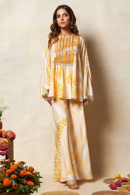 Vedika M Yellow Top Silk And Zari Crush Printed Abstract Bandhani Round & Pant Set 