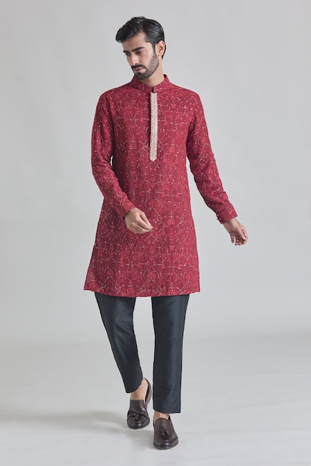 Priti Sahni Thread Work Kurta Set 