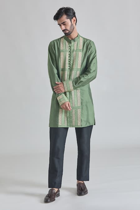 Priti Sahni Zari Embroidered Kurta Set 