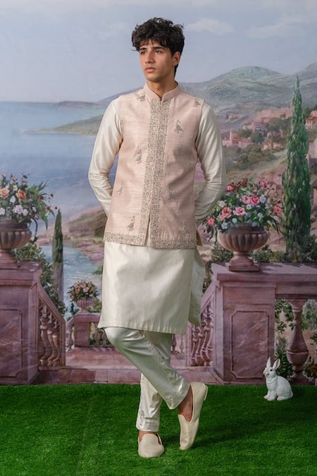 House of KOA Pink Embroidery Zardozi Robin Bird Bundi And Kurta Set 