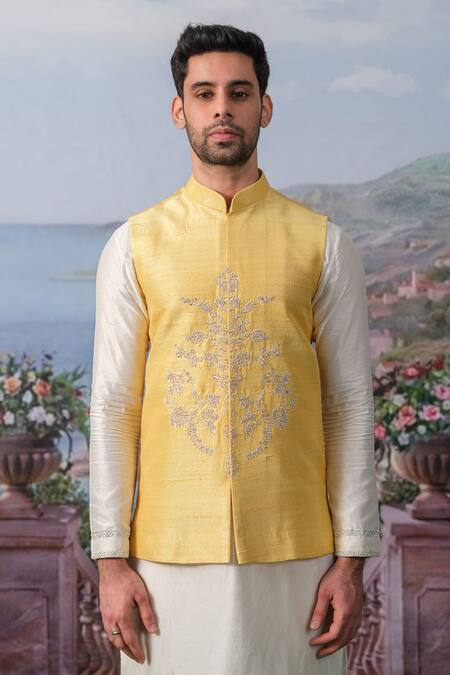 House Of Koa_Yellow Embroidery Floral Cutdana Bundi Set _Online_at_Aza_Fashions