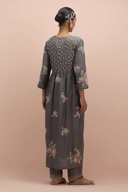 Shop Kora Grey , Organza Beads, Embroidery Floral Embellished Anarkali Pant Set at Aza Fashions Shop_Kora_Grey , Organza Beads, Embroidery Floral Embellished Anarkali Pant Set _at_Aza_Fashions