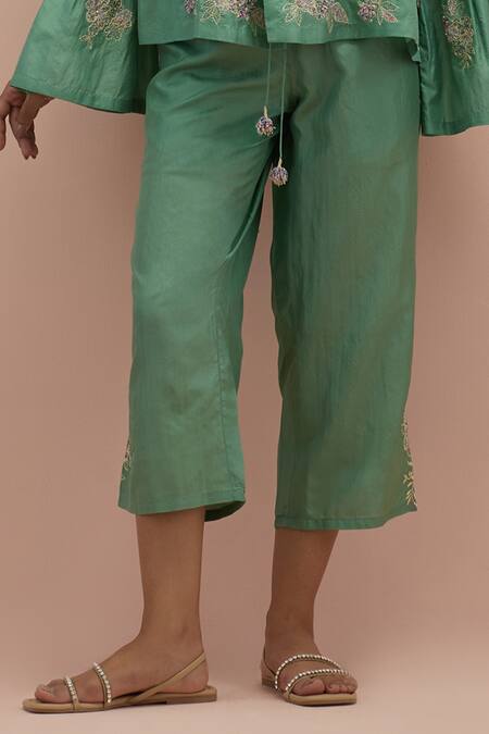 Buy Kora Green Silk Beads, Applique, Embroidery V-neck Embellished Top With Pant Online at Aza Fashions Buy_Kora_Green Silk Beads, Applique, Embroidery V-neck Embellished Top With Pant _Online_at_Aza_Fashions