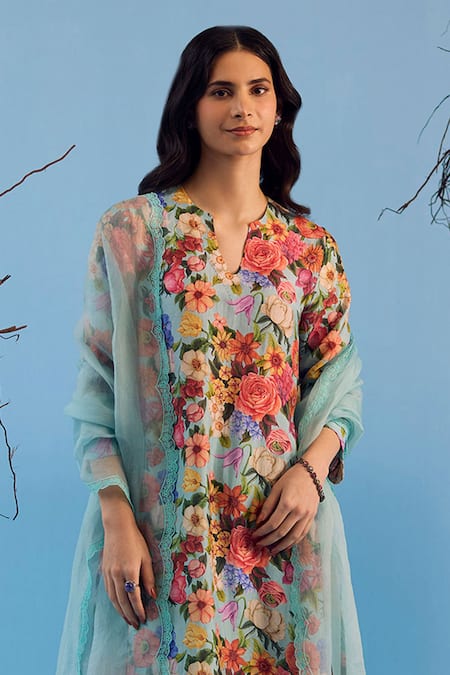 Shop_Surmaye_Blue Organza, Silk Cut Work Ethereal Scalloped Florin Border Dupatta _at_Aza_Fashions