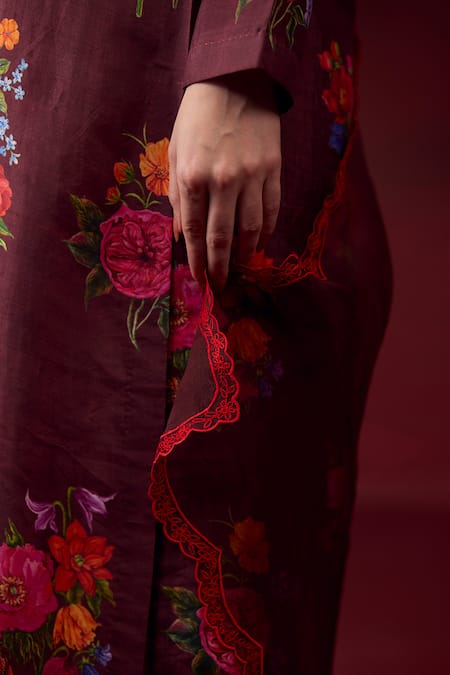 Buy_Surmaye_Burgundy Organza, Silk Ethereal Scalloped Blossom Cutwork Border Dupatta _Online_at_Aza_Fashions