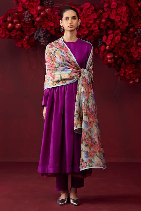 Surmaye Glorious Meadow Peony Garden Print Dupatta 