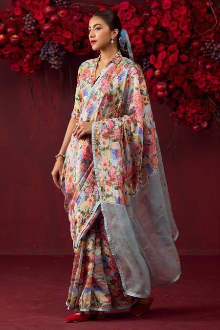 Buy Surmaye Blue Handloom Cotton Whimsical Garden Floral Print Saree Online at Aza Fashions Buy_Surmaye_Blue Handloom Cotton Whimsical Garden Floral Print Saree _Online_at_Aza_Fashions